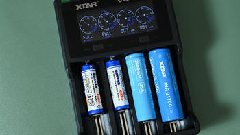 电脑周边 篇三十五：一件就够的电池充电神装备，XTAR VC4 PLUS四槽充电器上手