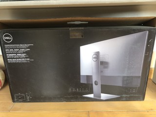 超好的办公4K显示器DELL2720Q