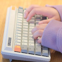 科技数码秀 篇二百七十一：爱上杜伽，DURGOD FUSION 80S 复古电玩时代静音机械键盘体验测评