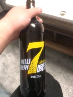 超解压的泰山原浆啤酒