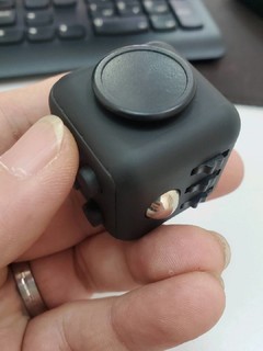 澄可 Fidget Cube解压骰子发泄