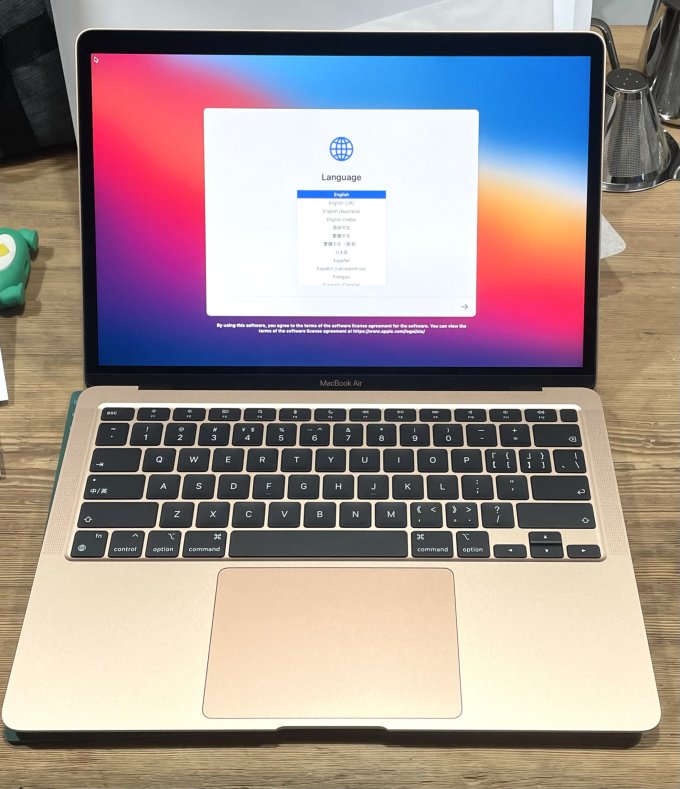 苹果macbook air 2020款 m1 芯片版普通笔记本怎么样 打工人的新玩具