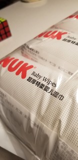 湿纸巾还是要用NUK