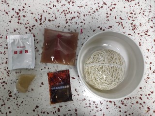 兰州没有拉面，只有牛肉面～高性价比速食