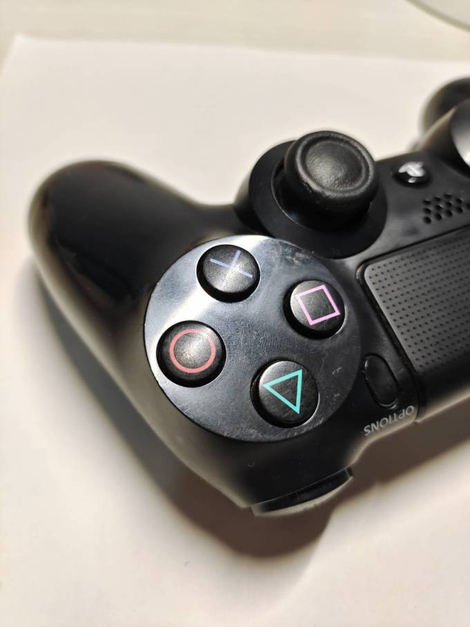 索尼游戏手柄怎么样 百元淘ps4游戏手柄92_什么值得买