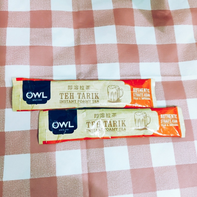 平价猫头鹰牌拉茶，喝起来还可以。