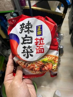 农心辣白菜拉面