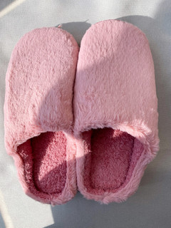 京东9.9元的拖鞋，简约又保暖！