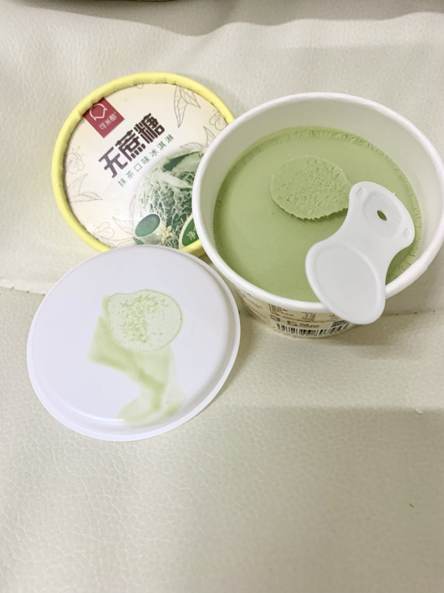 抹茶冰淇淋是黑暗料理？不会，吃着还不错