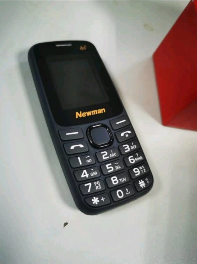 纽曼手机