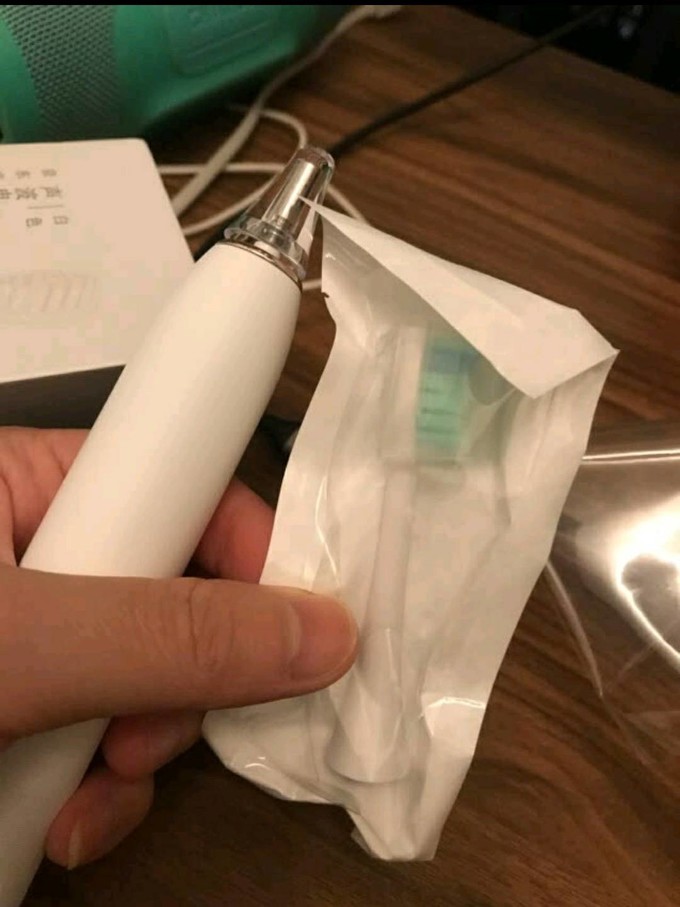 京东京造电动牙刷