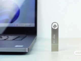 电脑手机通用，USB3.2双口手机U盘