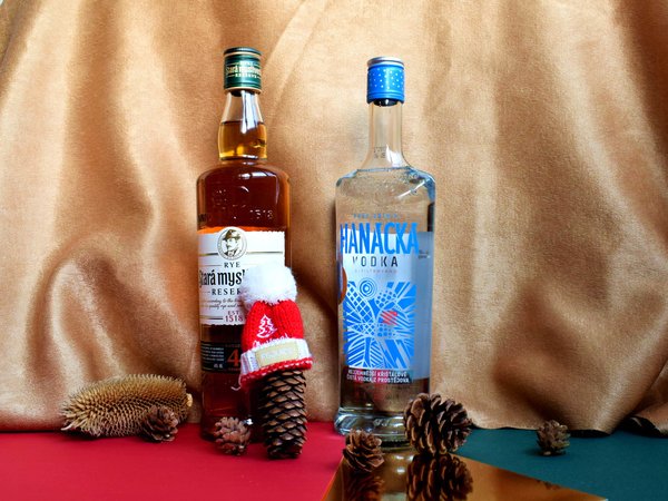 浅酌两口，致生日，致圣诞，致2021