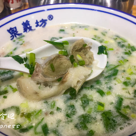 【逛食 济南】羊汤、鱼水饺、把子肉加济南菜，跟着谋评谋榜觅食，是否坑太深？