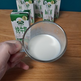 爱氏晨曦，爱是每天入口香醇的牛奶