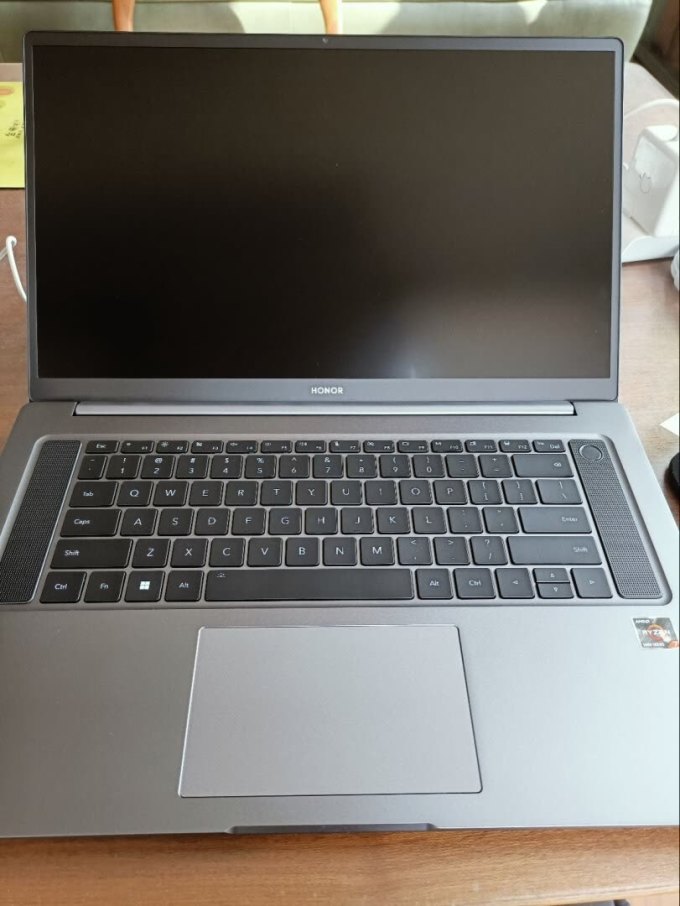 荣耀普通笔记本