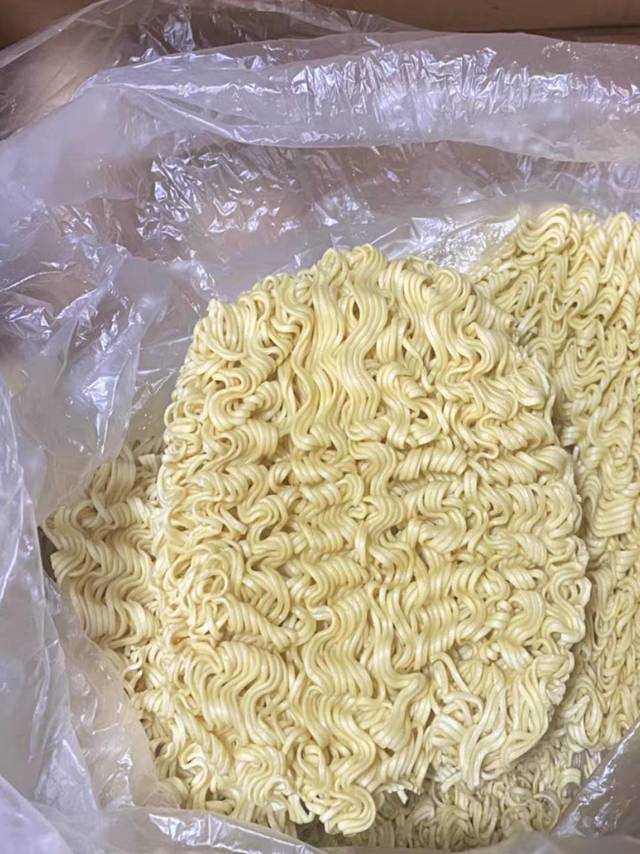会吃大碗面整箱8斤非油炸速食方便面面饼炒