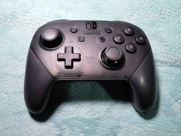 Switch pro游戏手柄，属优等好物