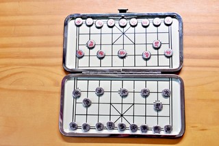 迷你磁吸象棋盘，便于收纳携带