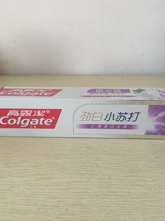 劲爽的白--高露洁 劲白小苏打牙膏