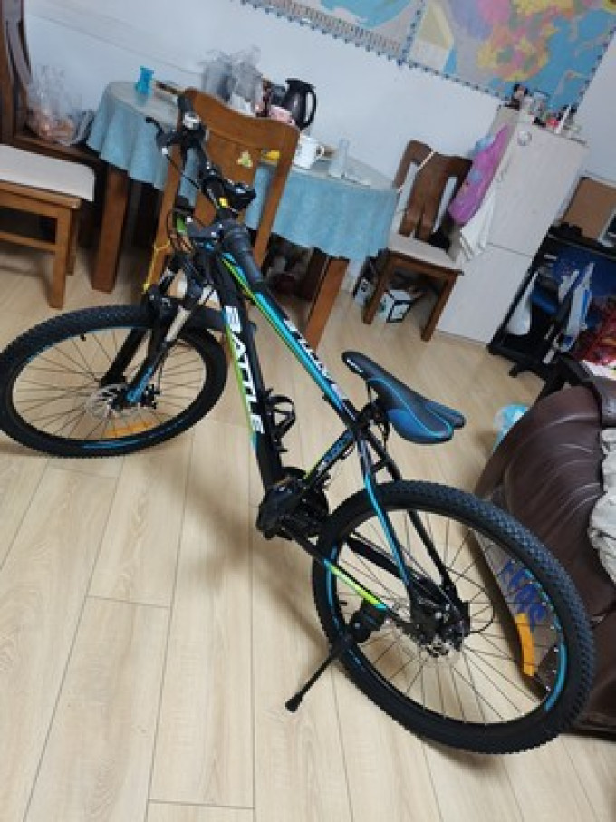 天猫精选官方旗舰店富士达山地自行车学生青少年男女运动变速battle