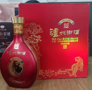 极具性价比白酒礼盒，过年可囤！