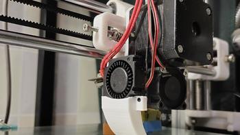 【得心应手】之3D打印机 篇二：3D打印机升级の吹料口 