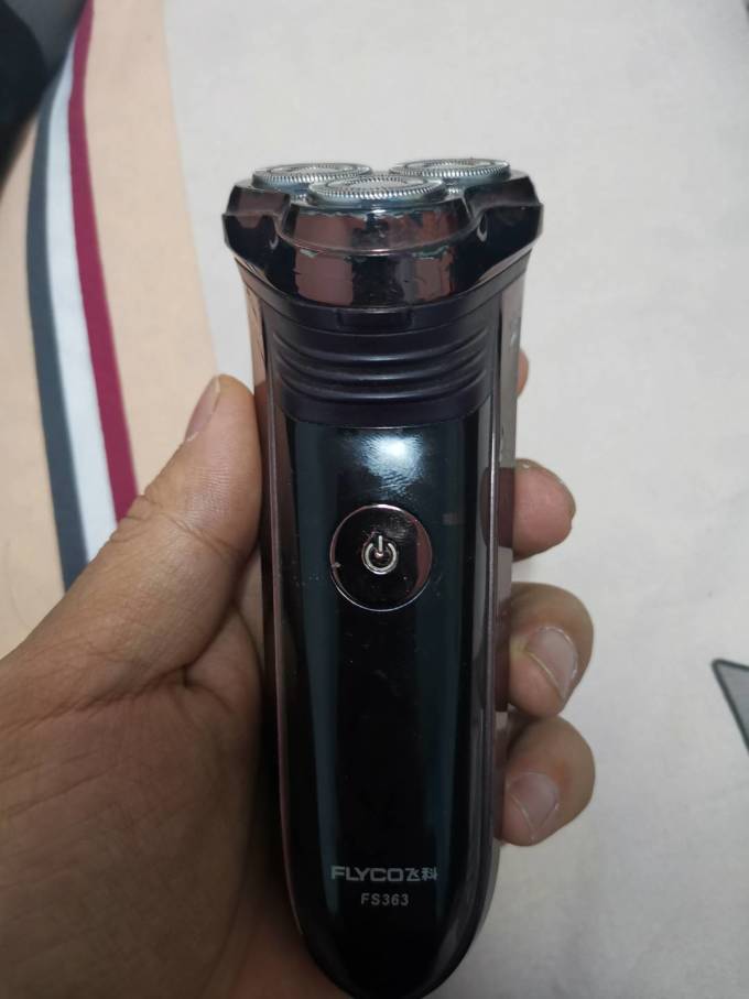 飞科fs310电动剃须刀怎么样 送给爸爸的新年礼物—飞科剃须刀_什么