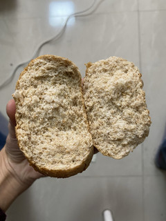 比较清淡口味的全麦面包