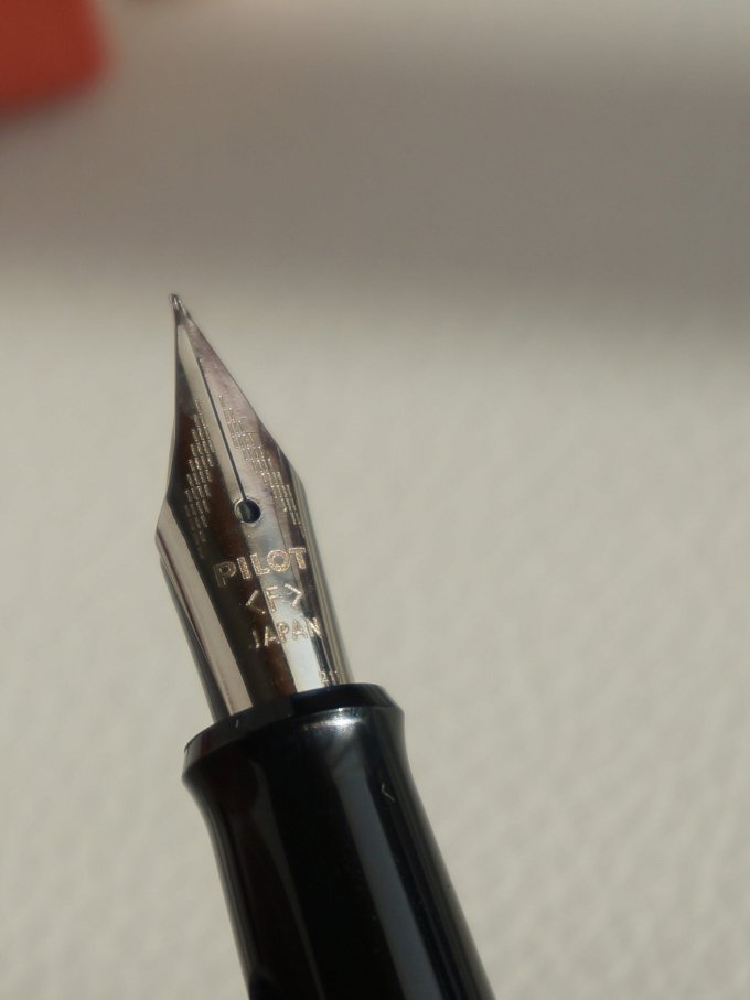 双旦好礼百乐88g钢笔