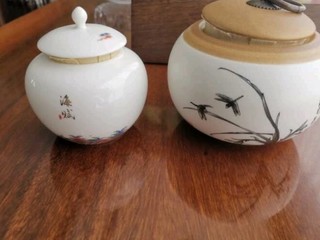 白瓷彩绘茶叶罐