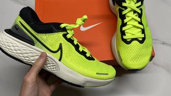 全掌超厚ZOOM X缓震！NIKE ZOOM X INVINCIBLE