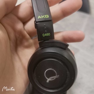 音乐发烧友！最爱AKG Q460