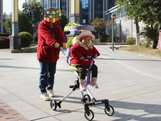 遛娃也要高景观，更舒适的酷骑M1宝宝推车