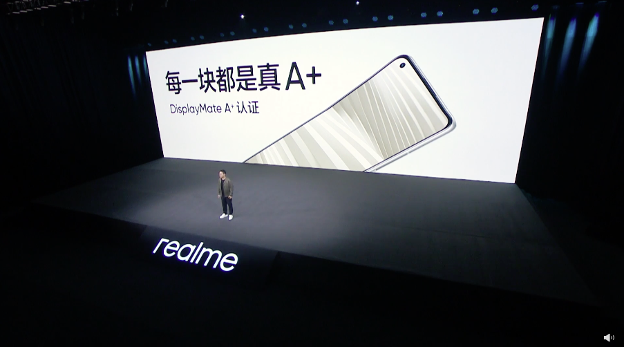 realme 真我 GT2 Pro 发布：骁龙 8 Gen1 处理器，首发超大 X 轴线性马达、150° 超广角镜头