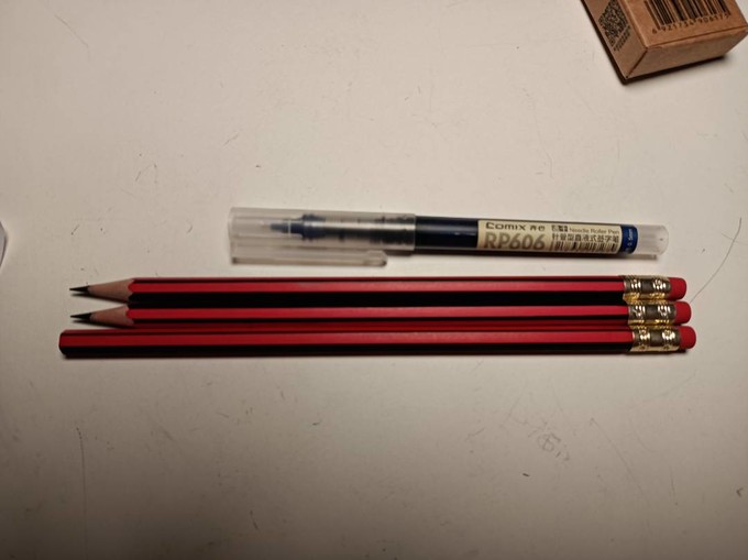 得力工具铅笔