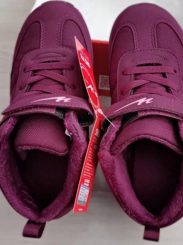 新年送老妈的运动保暖鞋~温暖从脚底开始！