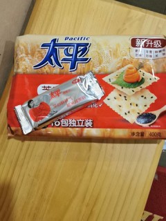 梳打饼干随身包