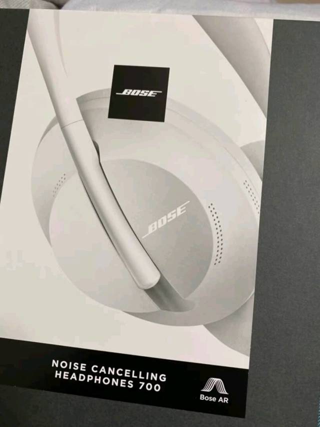 Bose 700无线降噪蓝牙耳机