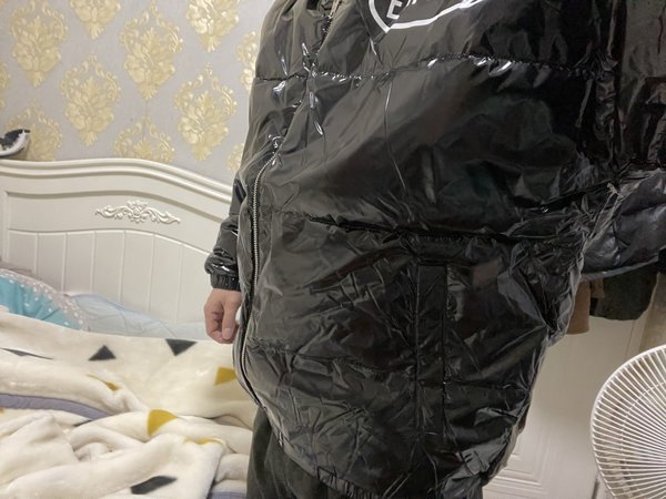 充绒量203g确实挺暖和的