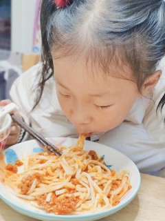 ​鲜面！鲜酱！三分钟就能来一碗意面哦