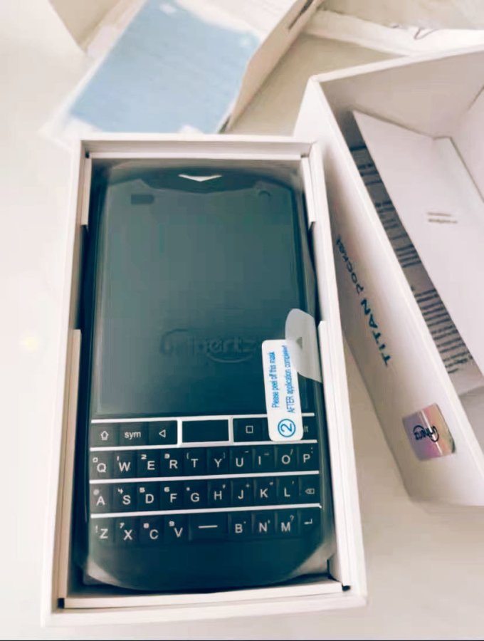 安卓全键盘titanpocket2代