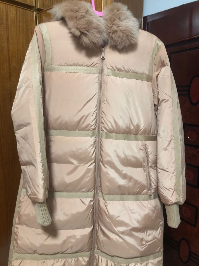 哥弟女士羽绒服