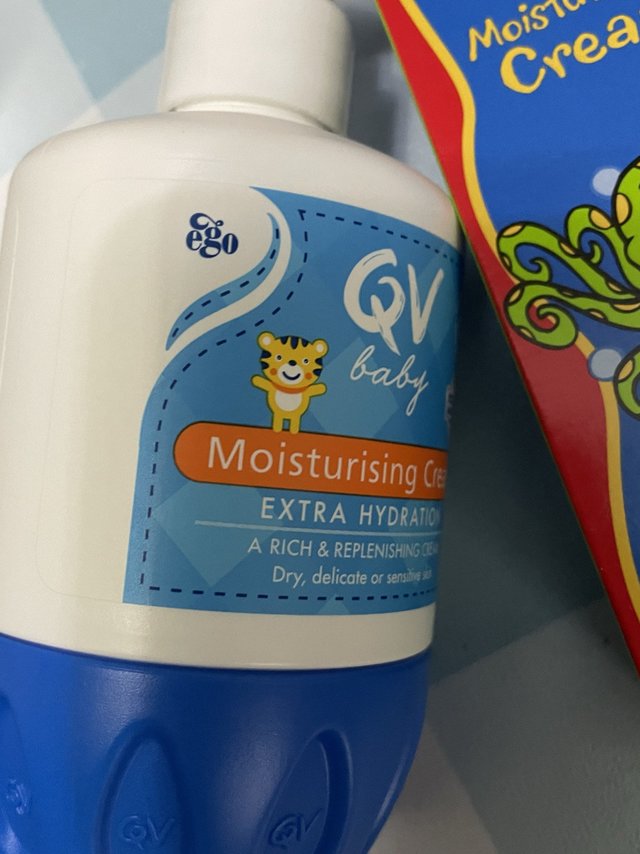 宝宝皮肤娇嫩，我选择QV给他保护