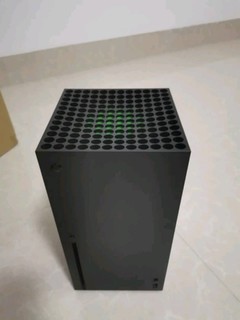 微软 Xbox Series X 游戏机