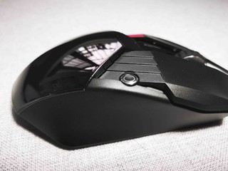 ​游戏鼠标测评：黑科技加持让你鼠标运行更