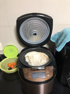 民以食为天，好米需要电饭煲给力