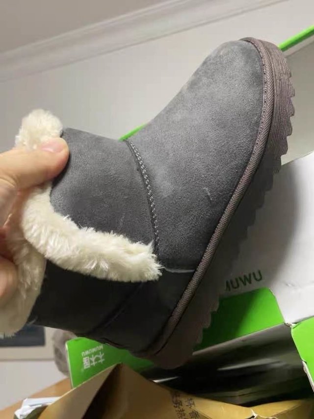 木木屋唯品会雪地靴哦，小朋友超喜欢的鞋子