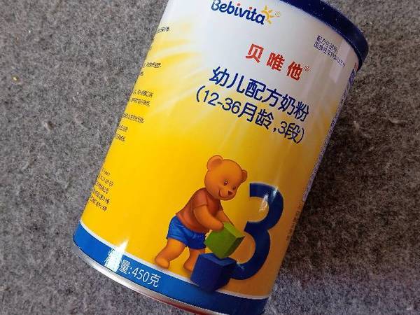 开箱一罐奶粉，全家分享的快乐！