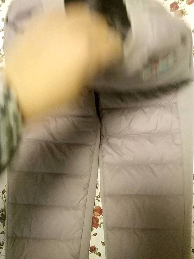 做工精细，设计到位女童羽绒裤